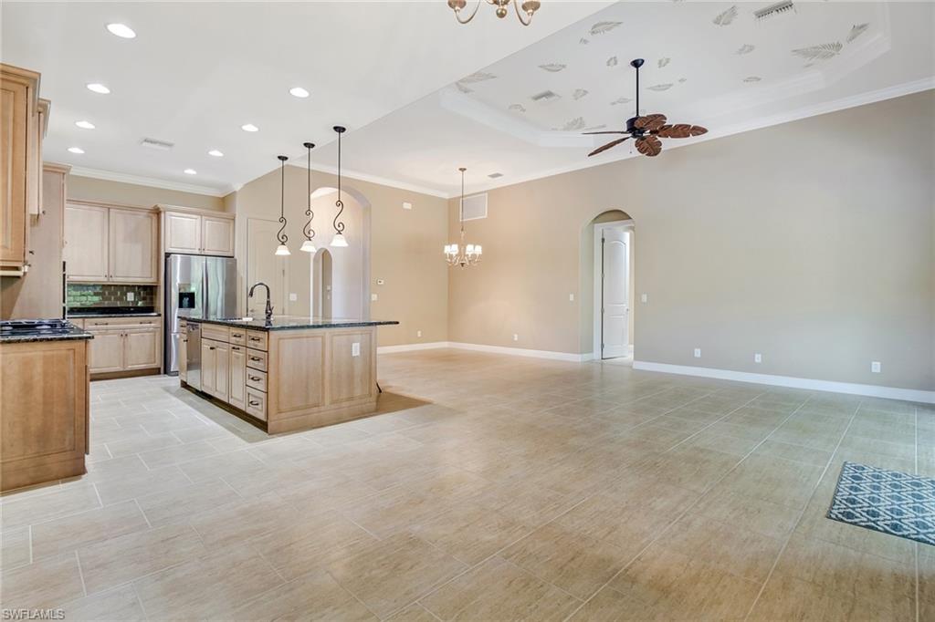 CORDOVA AT SPANISH WELLS - Residential