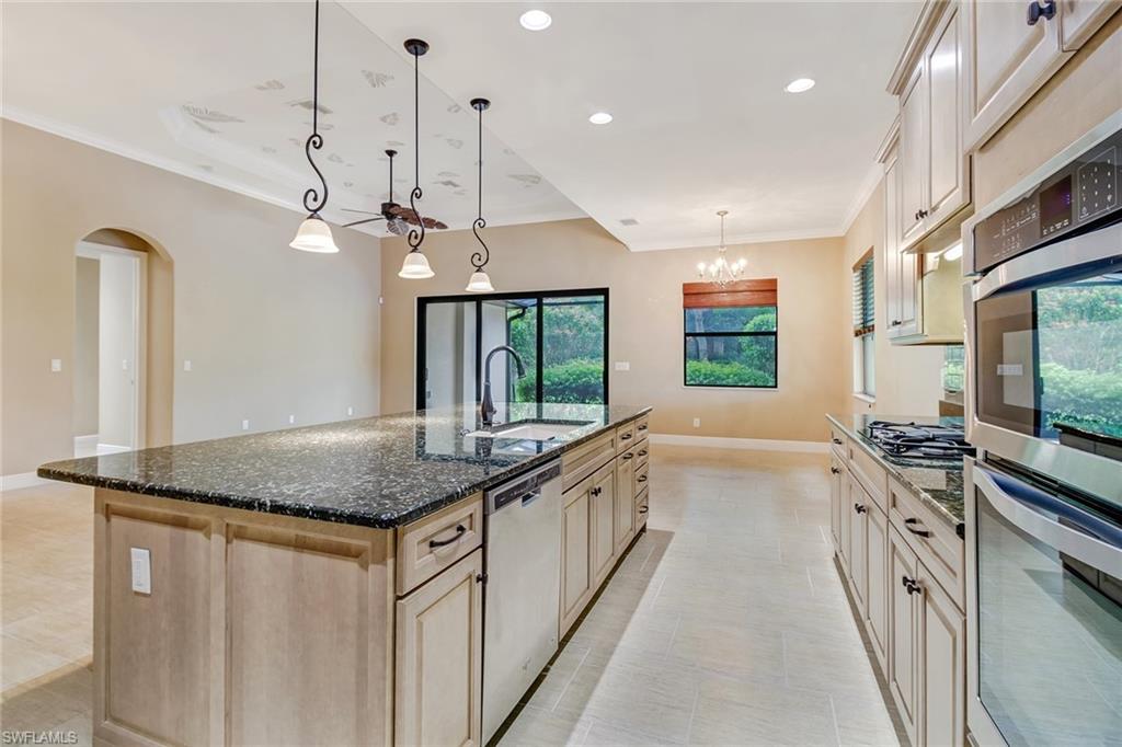 CORDOVA AT SPANISH WELLS - Residential