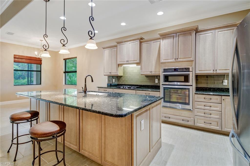 CORDOVA AT SPANISH WELLS - Residential