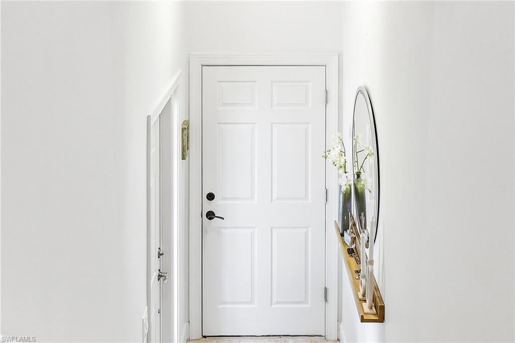 12065 Covent Garden CT 1703