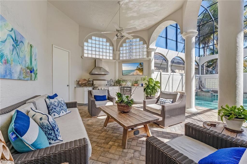 EDGEWATER - Residential