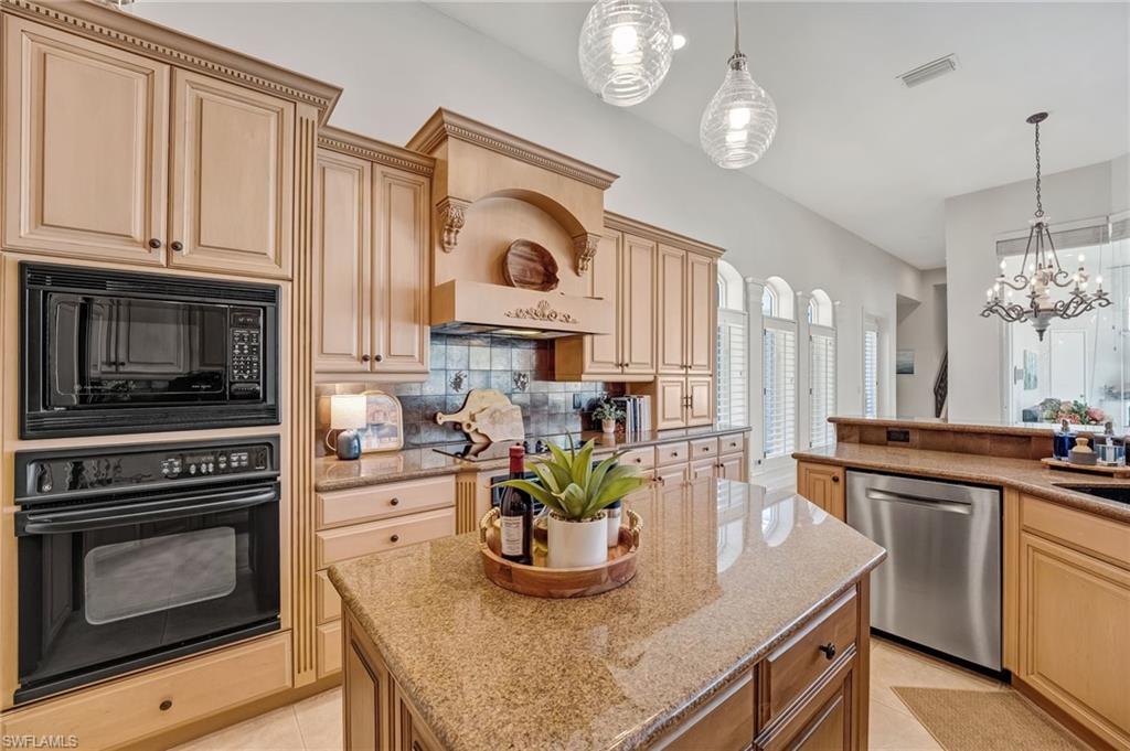 EDGEWATER - Residential