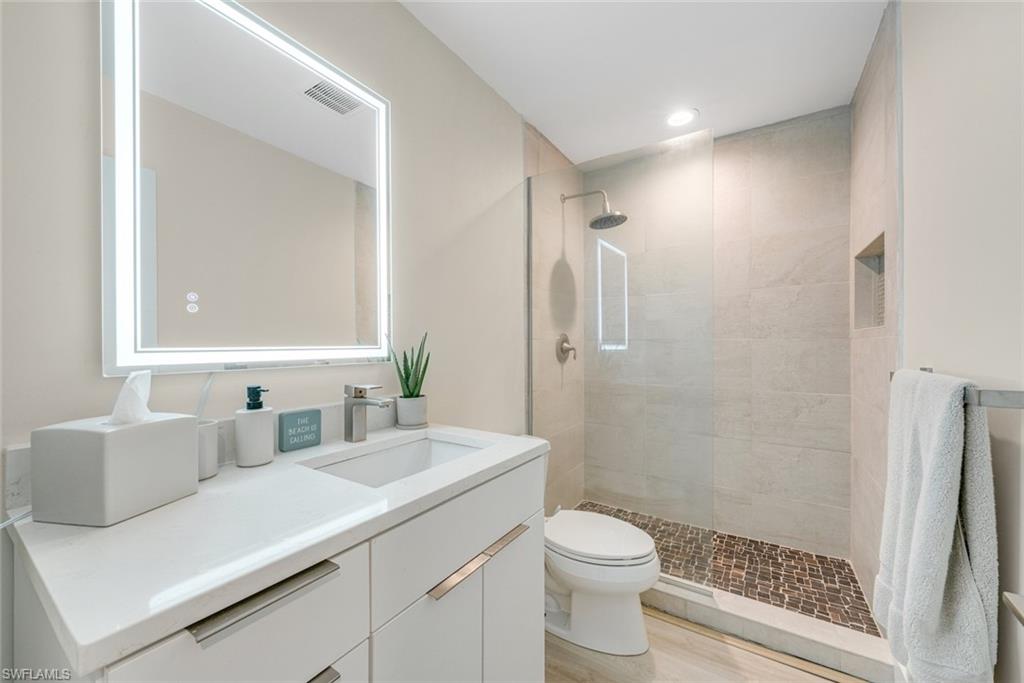 SUNSET SOUTH CONDO - Residential