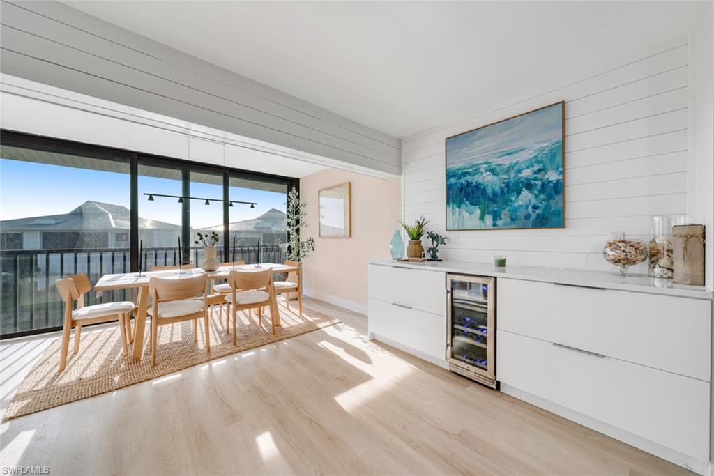 SUNSET SOUTH CONDO - Residential