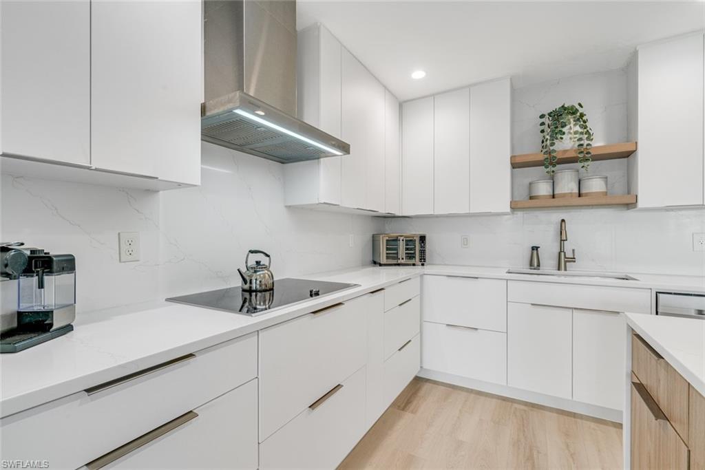 SUNSET SOUTH CONDO - Residential