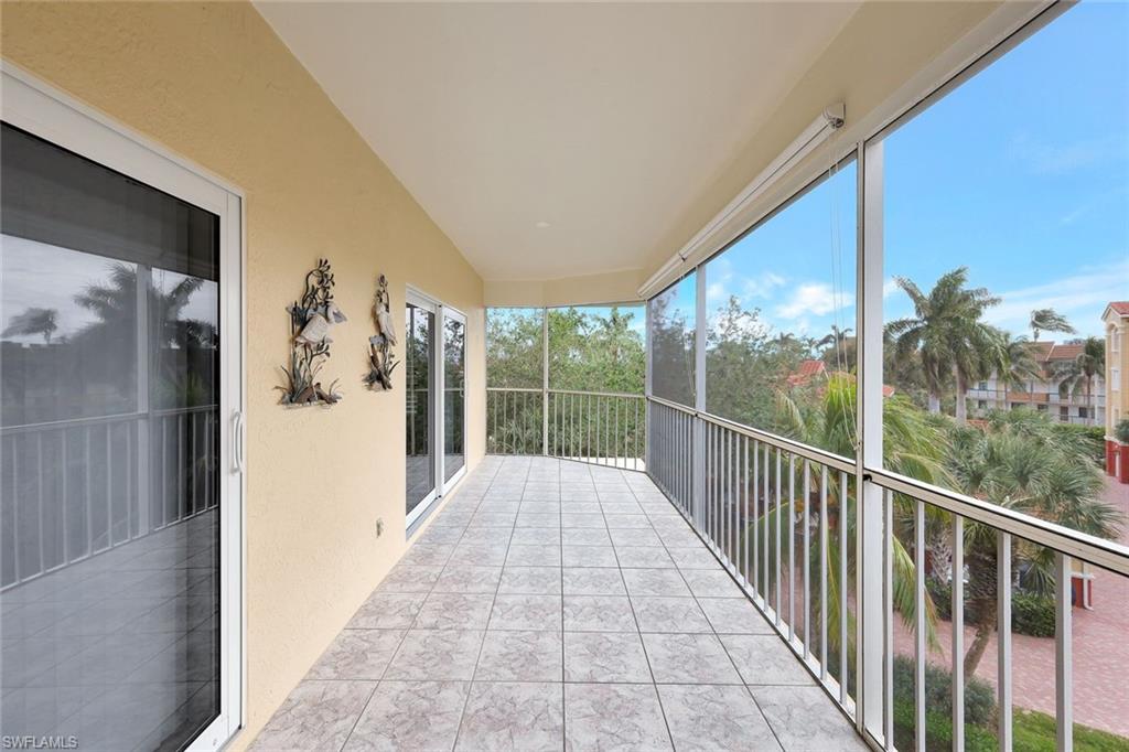 VILLA DEL MARE OF MARCO ISLAND - Residential