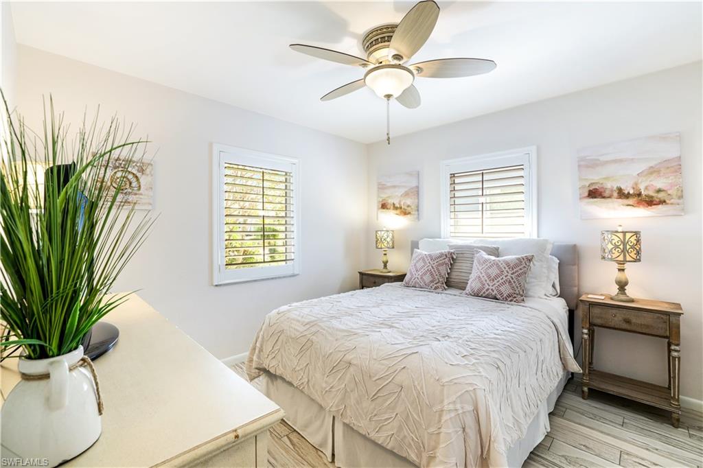 MARCO BEACH - Residential