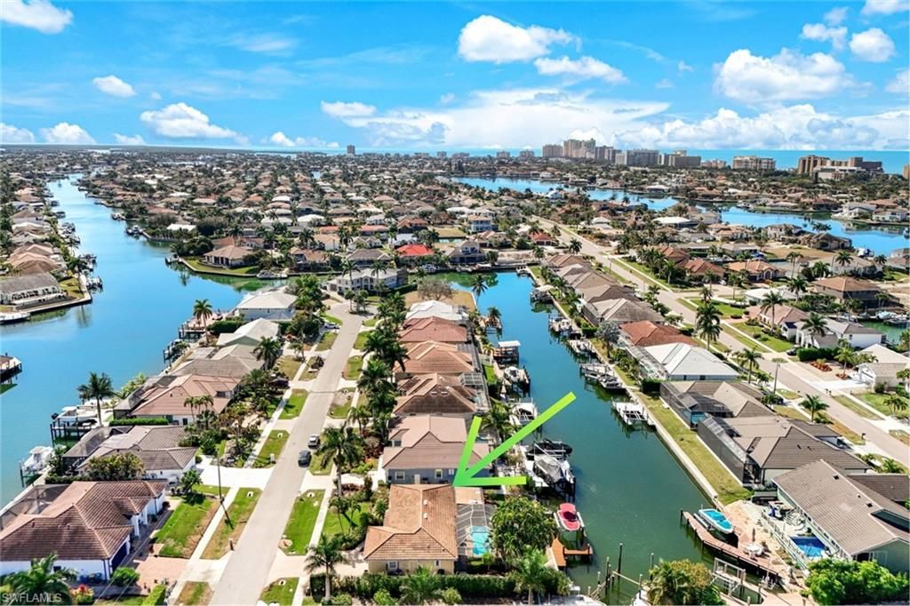 Photo of 20 Hickory CT, MARCO ISLAND, FL 34145 (MLS # 226007034)