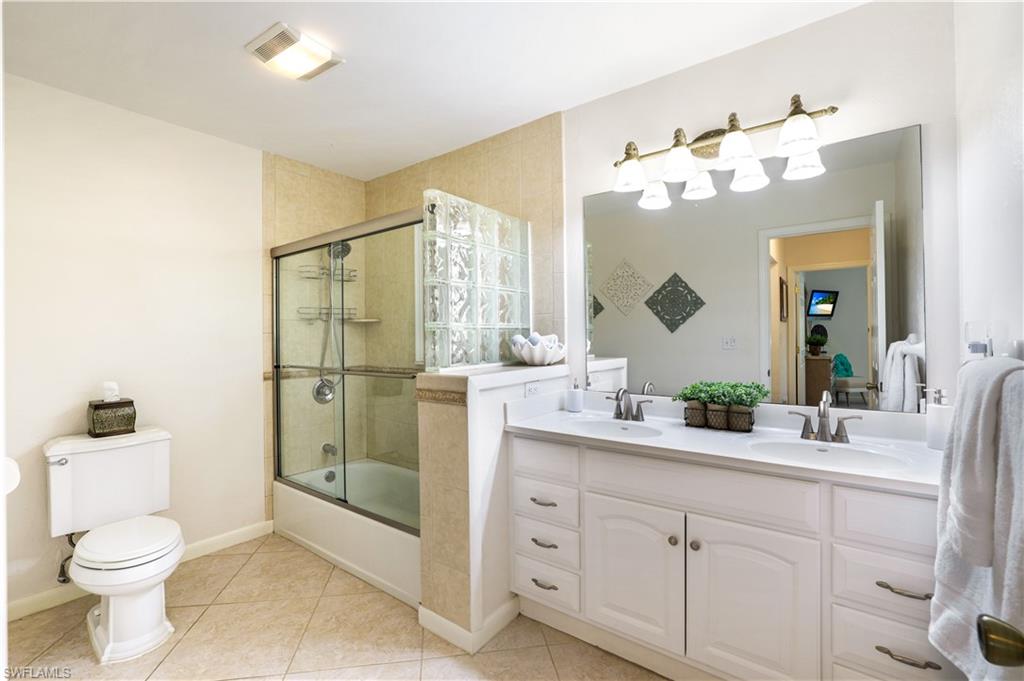 MARCO BEACH - Residential