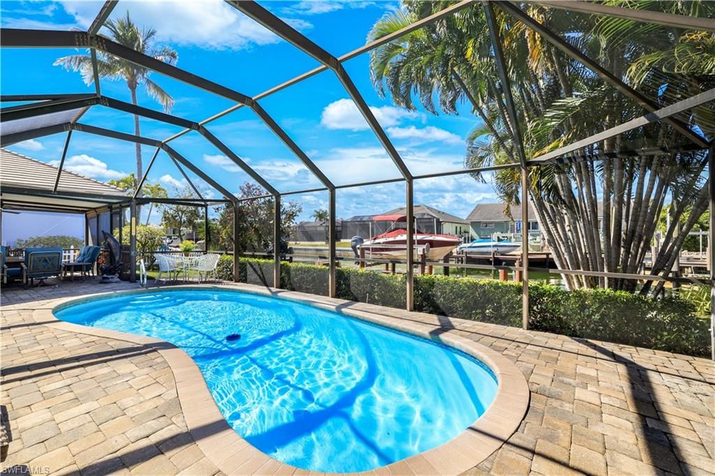 Photo of 20 Hickory CT, MARCO ISLAND, FL 34145 (MLS # 226007034)