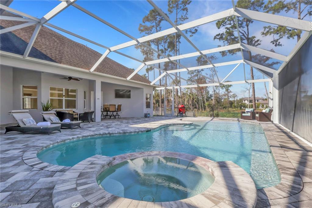 OAKES ESTATES - Residential