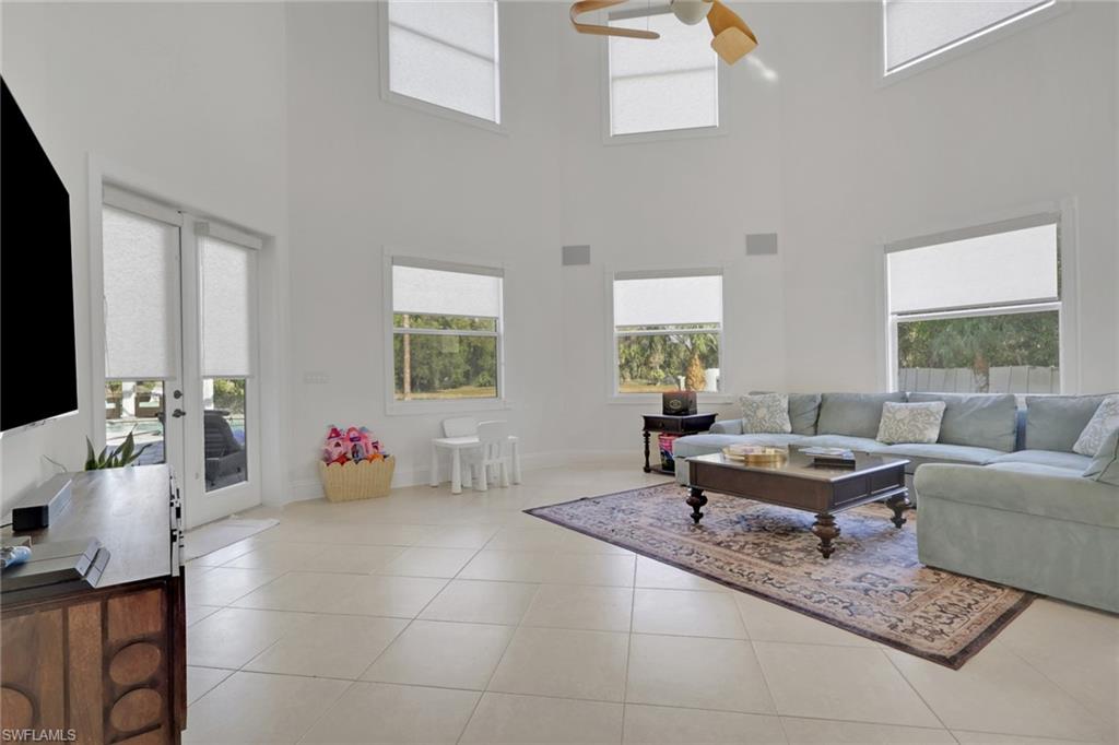 OAKES ESTATES - Residential