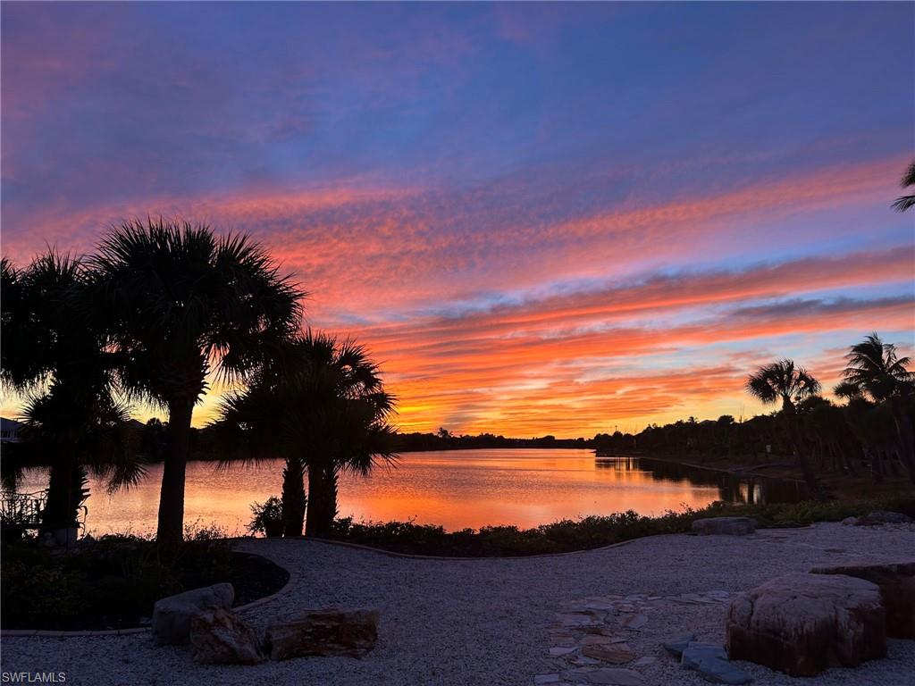 LITTLE LAKE MUREX - Residential