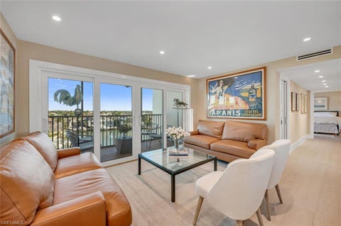 Photo of 300 Park Shore DR #PHA6, NAPLES, FL 34103 (MLS # 226009522)