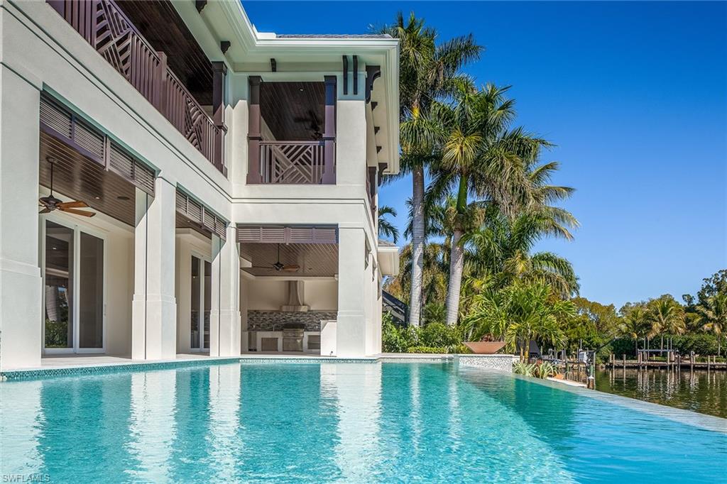 AQUALANE SHORES - Residential