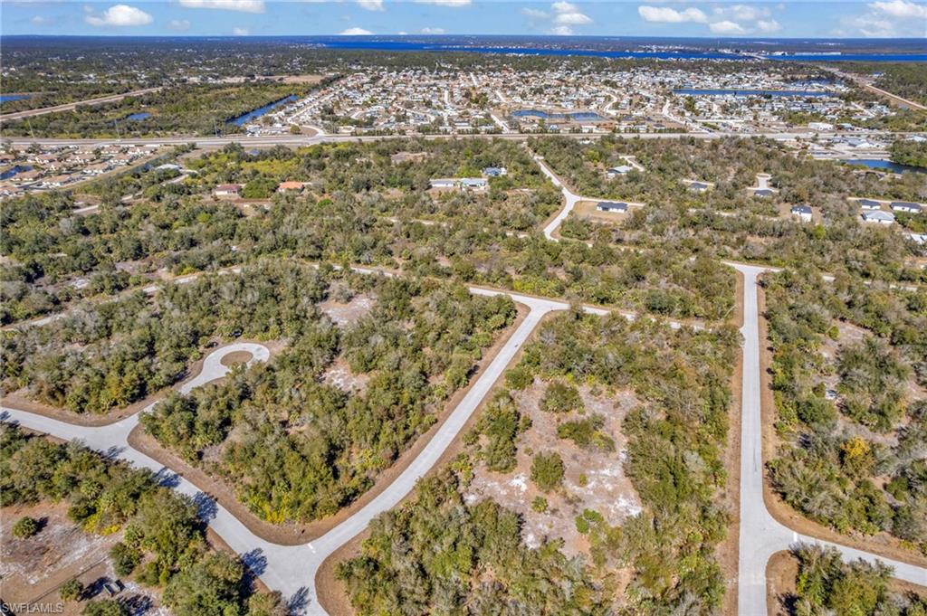 PORT CHARLOTTE - Land