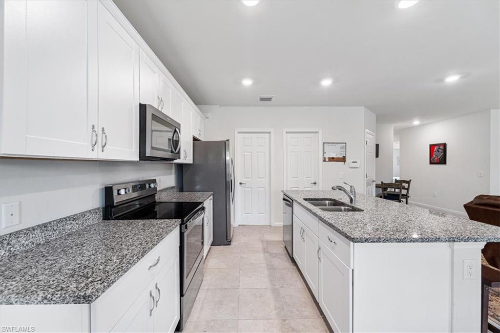 AVALON PARK - Residential Lease