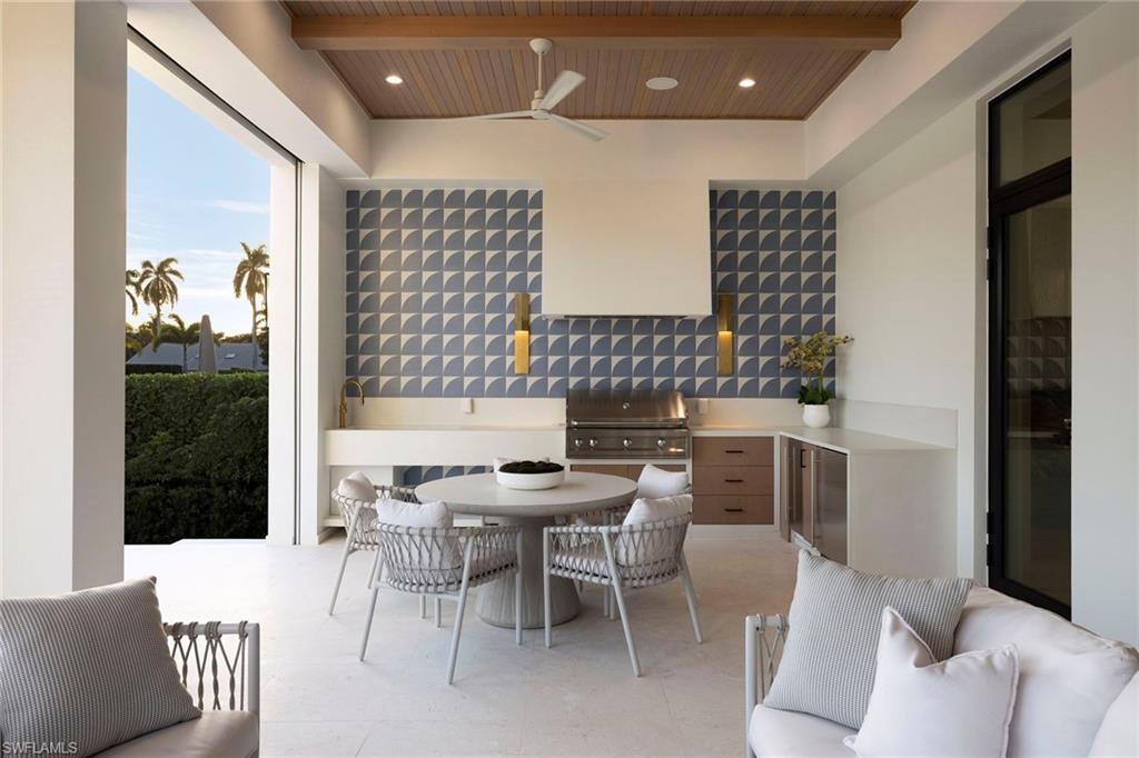 AQUALANE SHORES - Residential