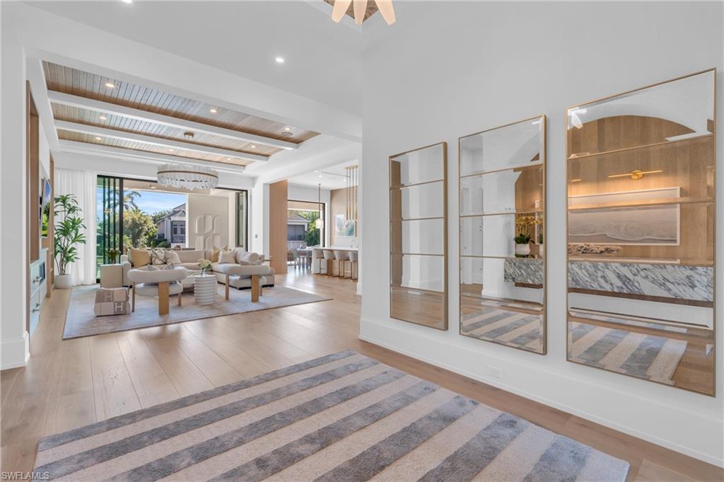 AQUALANE SHORES - Residential