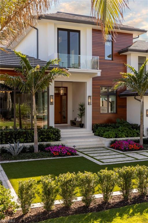 AQUALANE SHORES - Residential