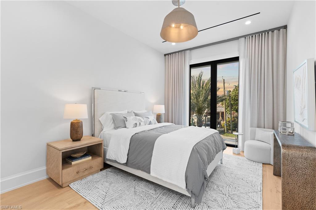 AQUALANE SHORES - Residential