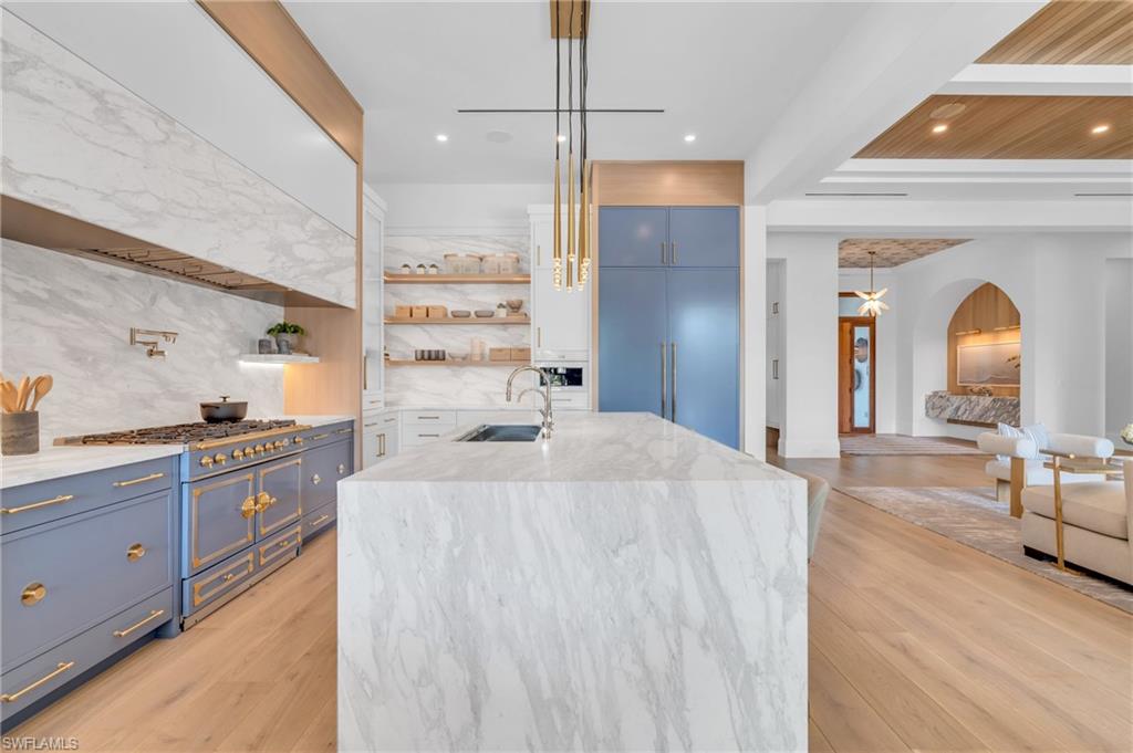 AQUALANE SHORES - Residential