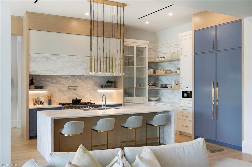 AQUALANE SHORES - Residential