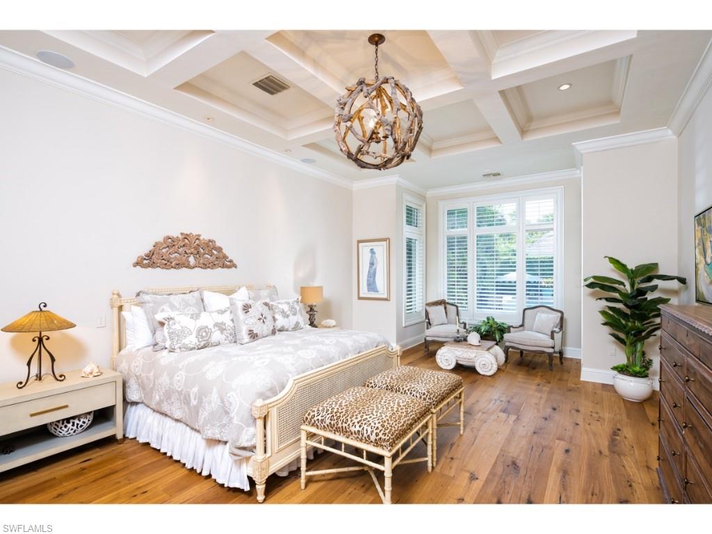 OLDE NAPLES - Residential