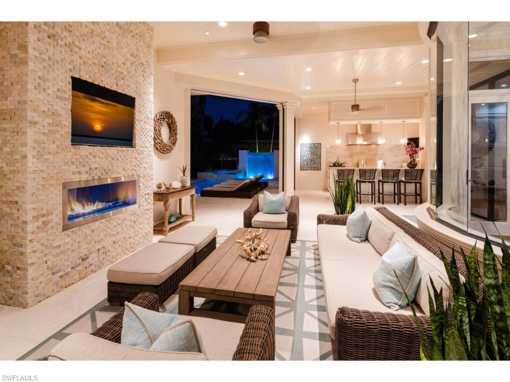 OLDE NAPLES - Residential