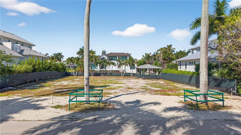 AQUALANE SHORES - Land