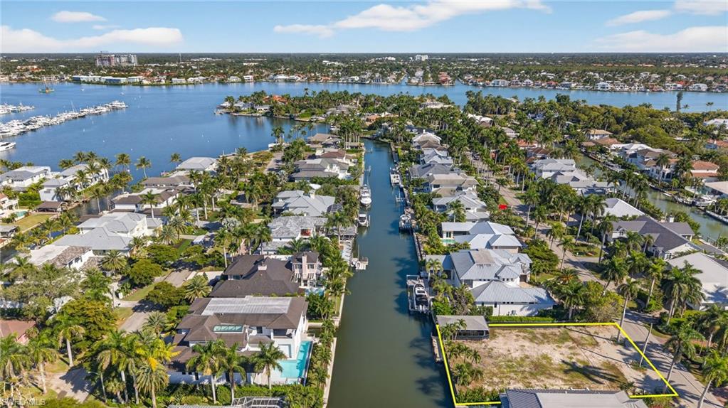 AQUALANE SHORES - Land