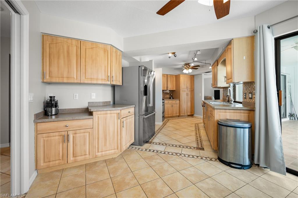 GULF COVE - Residential