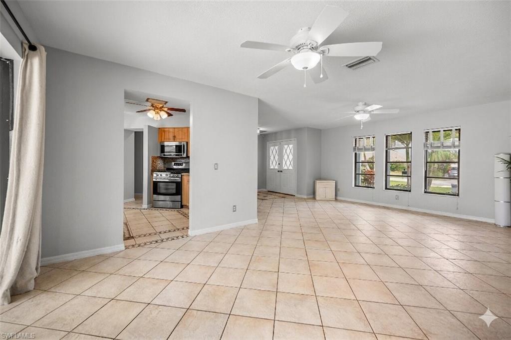 GULF COVE - Residential
