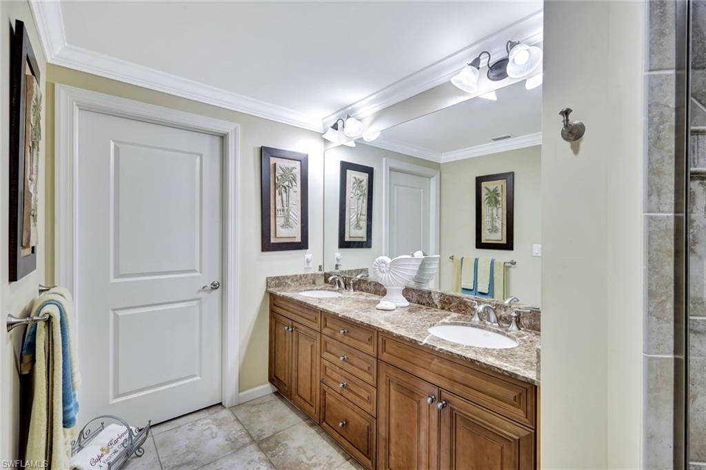 MARINA SOUTH II - Residential