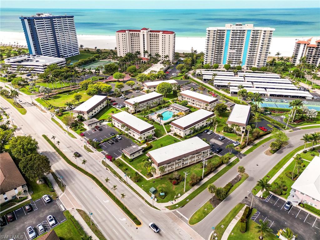 SOUTHWINDS APTS OF MARCO ISLAND - Residential