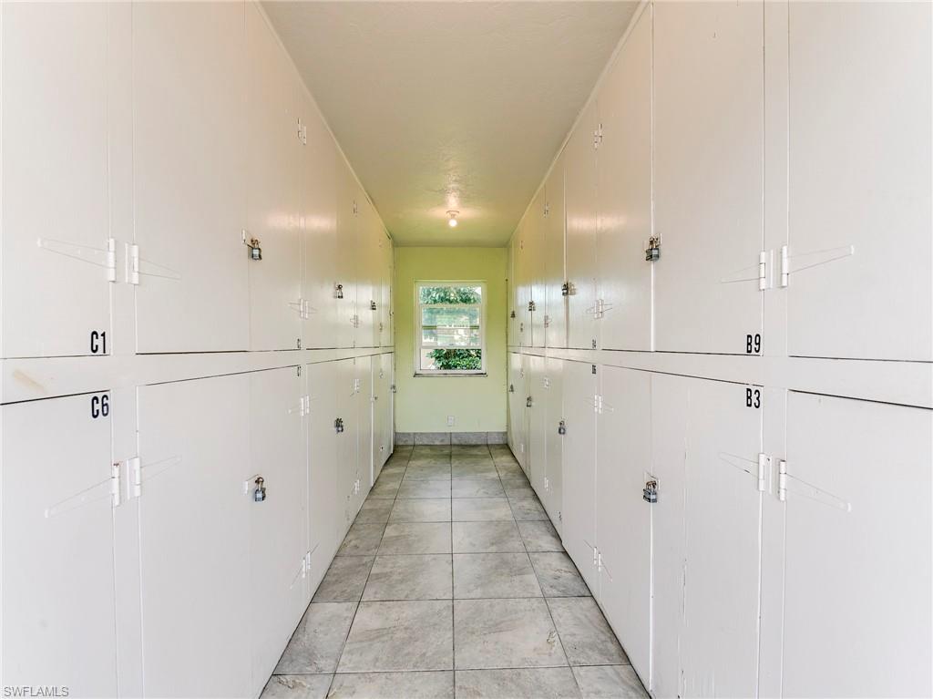 SOUTHWINDS APTS OF MARCO ISLAND - Residential