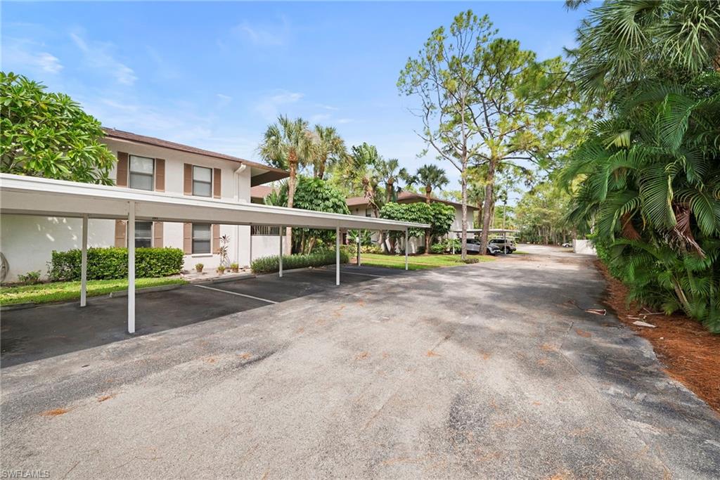 1833 Courtyard WAY 105