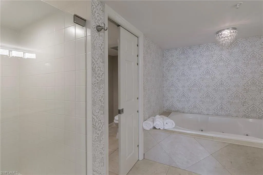 Naples, Florida 34108, United States, 2 Bedrooms Bedrooms, ,2 BathroomsBathrooms,Residential,Active,142359