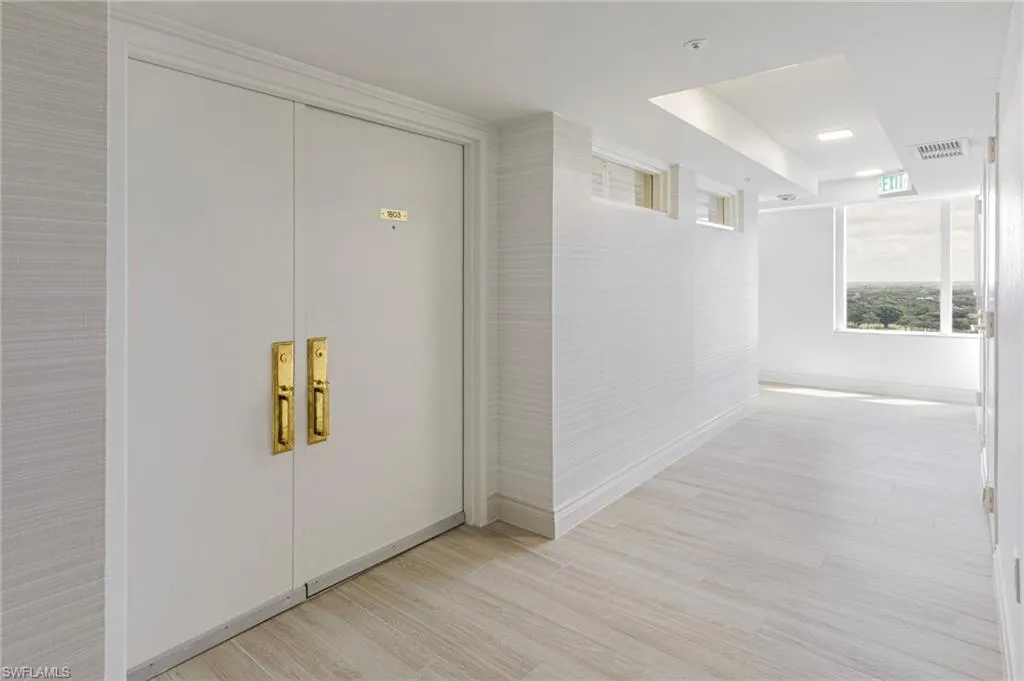 Naples, Florida 34108, United States, 2 Bedrooms Bedrooms, ,2 BathroomsBathrooms,Residential,Active,142359