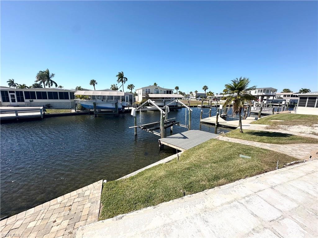 BAYSIDE ESTATES - Residential