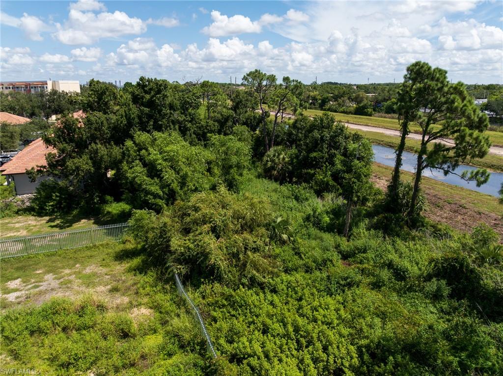 FORT MYERS - Land