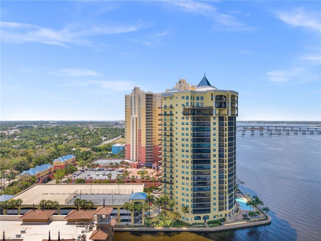 BEAU RIVAGE - Residential