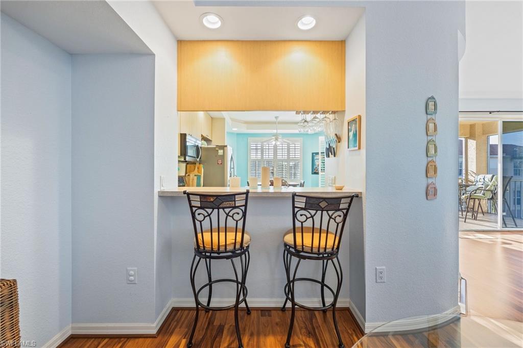 VAN LOON COMMONS - Residential