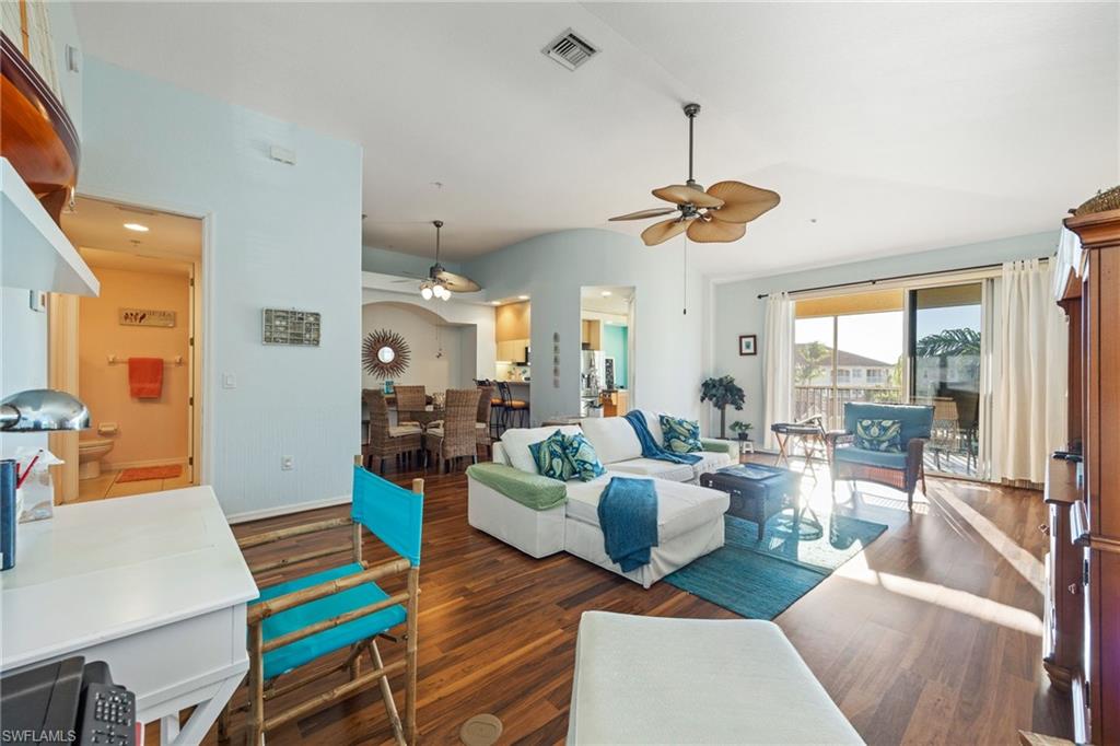 VAN LOON COMMONS - Residential