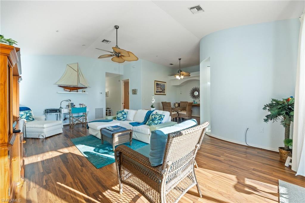 VAN LOON COMMONS - Residential