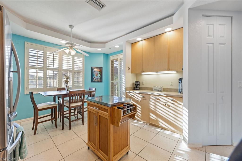 VAN LOON COMMONS - Residential