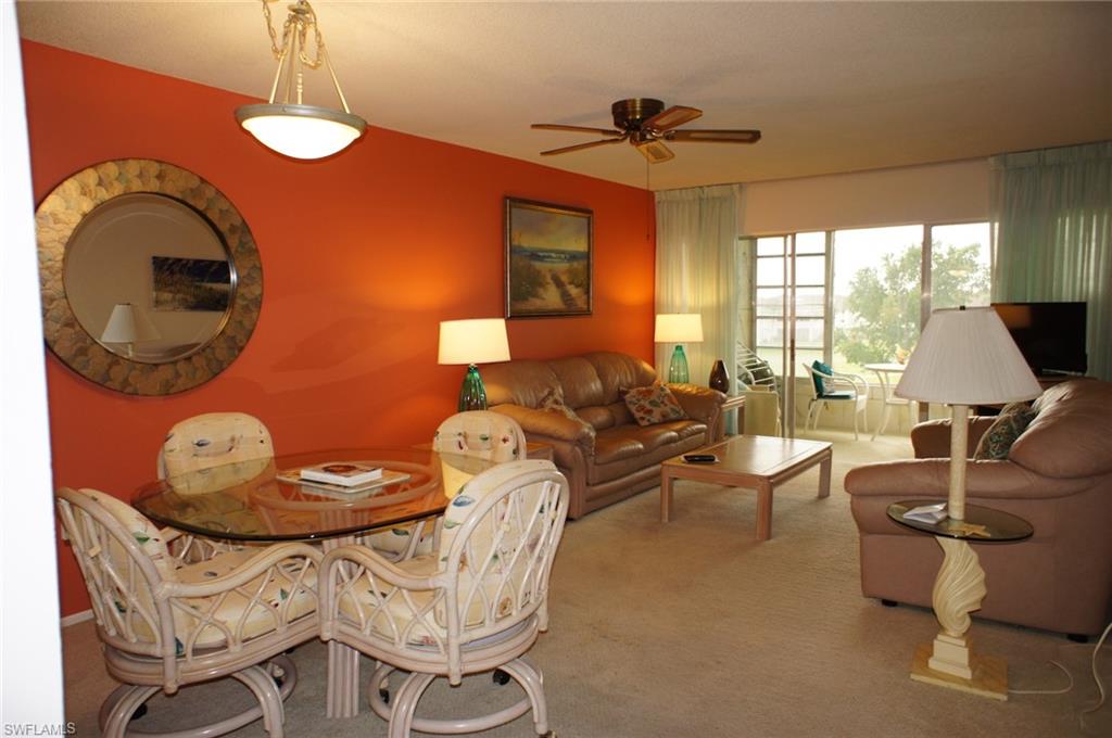 SEVEN LAKES - Residential