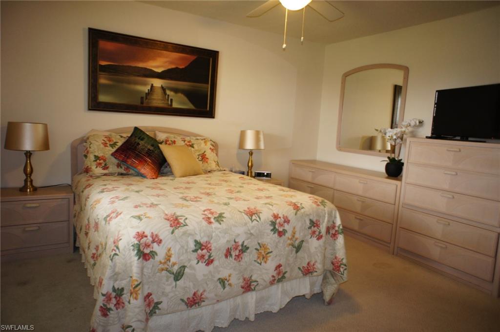 SEVEN LAKES - Residential