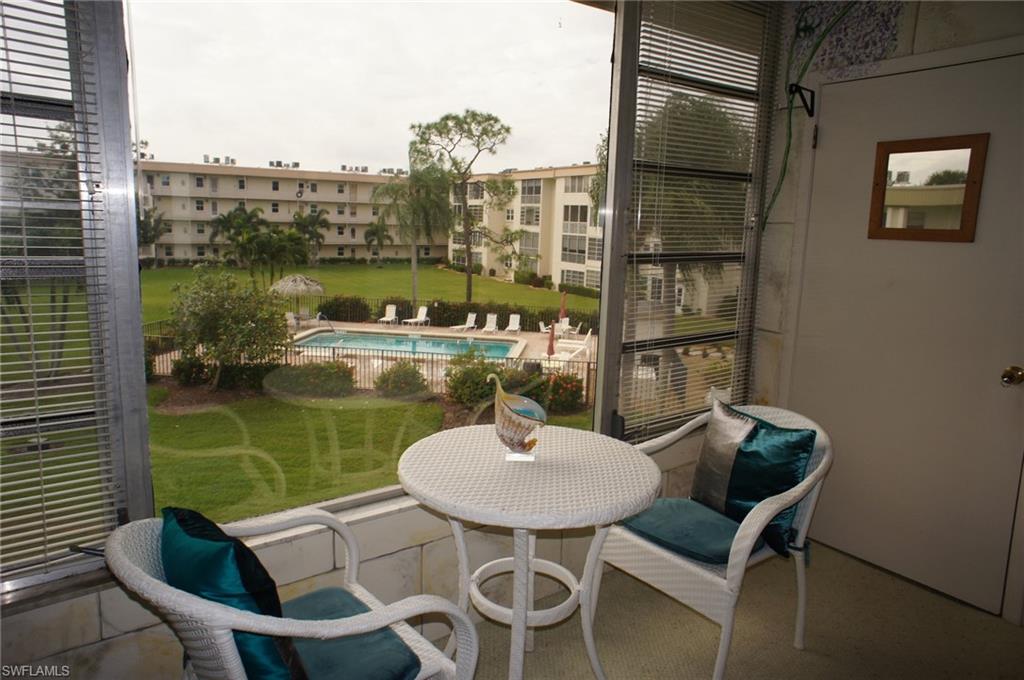 SEVEN LAKES - Residential