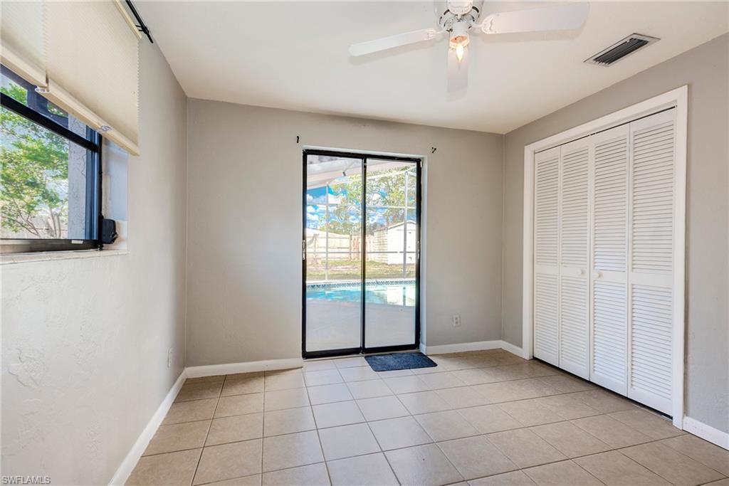 NAPLES PARK - Residential